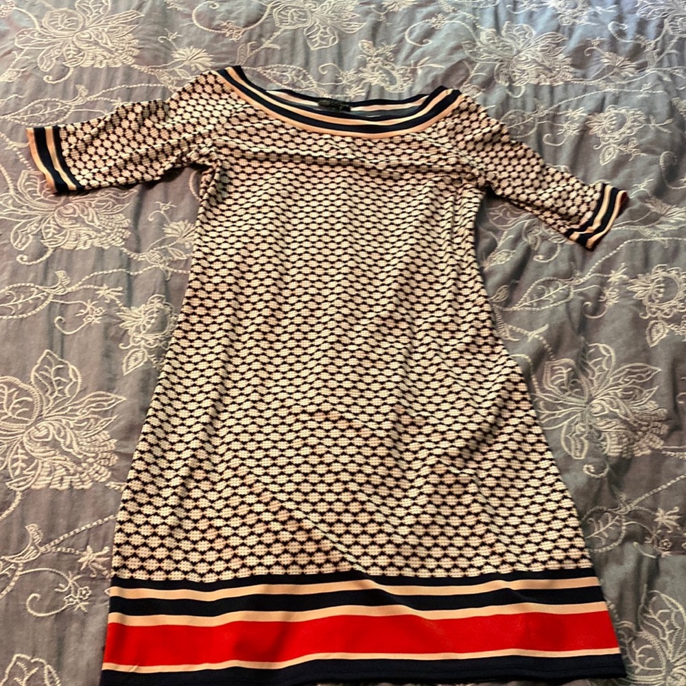 Connected Apparel Size 6 dress